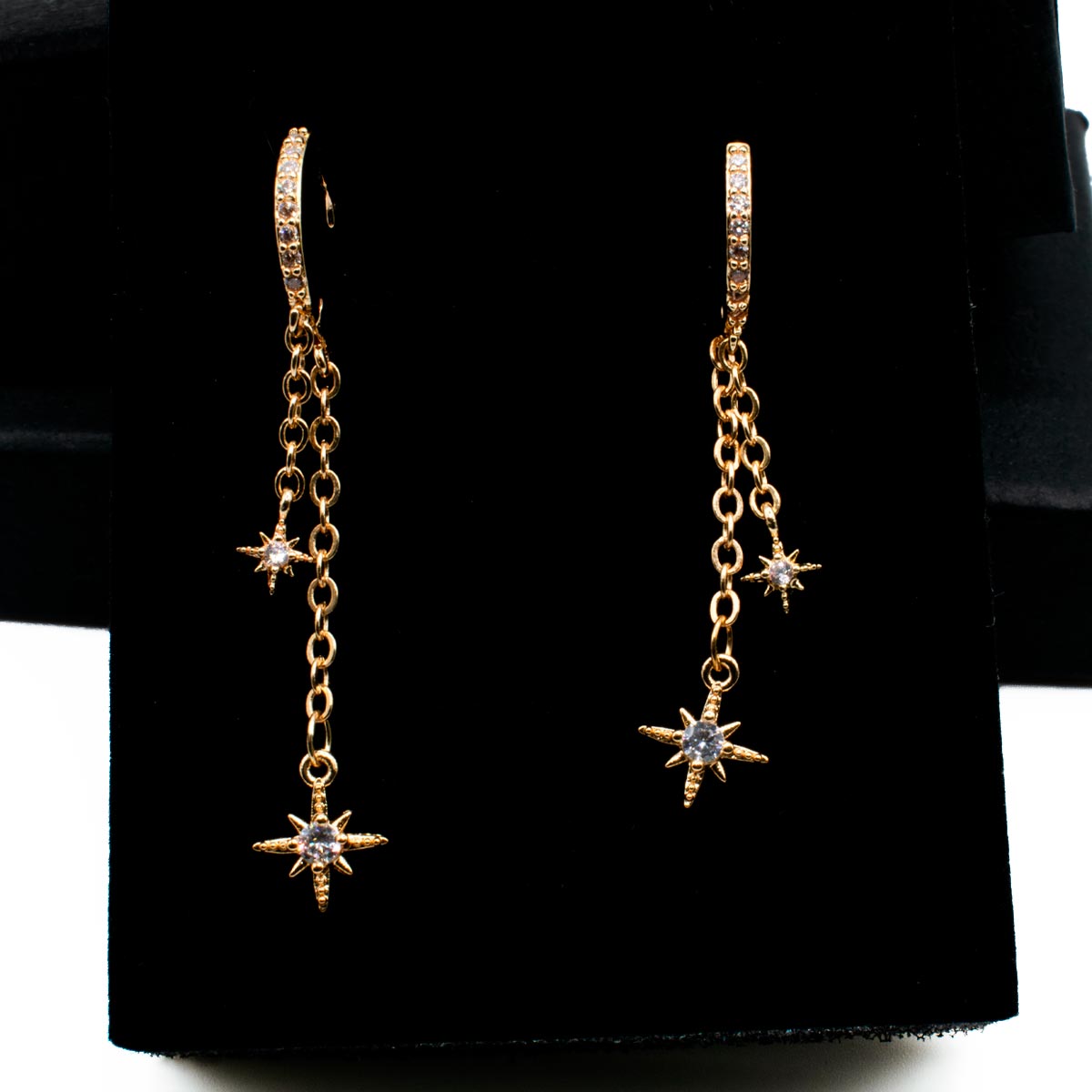 Pendientes de estrellas colgantes